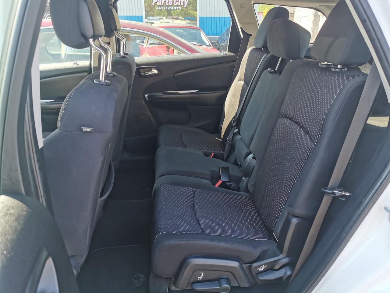 2015 Dodge Journey SE - Photo #19