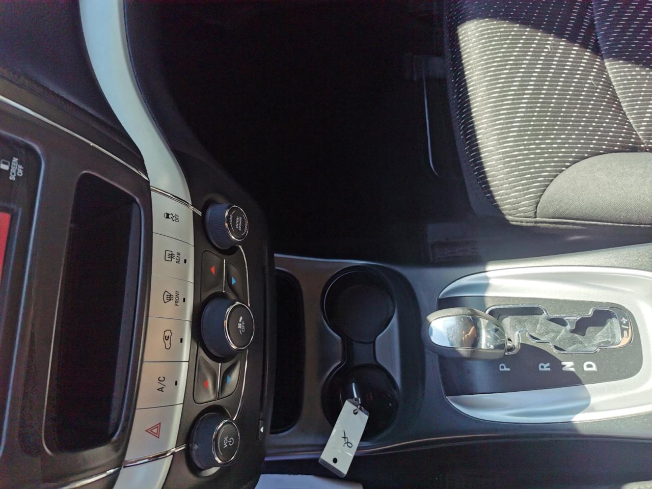 2015 Dodge Journey SE - Photo #17