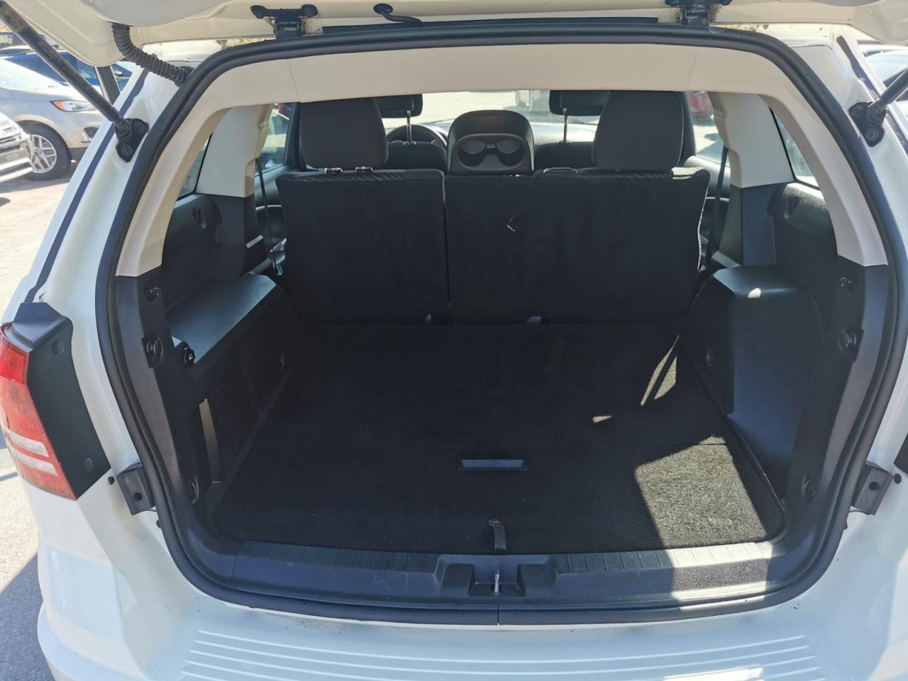 2015 Dodge Journey SE - Photo #21