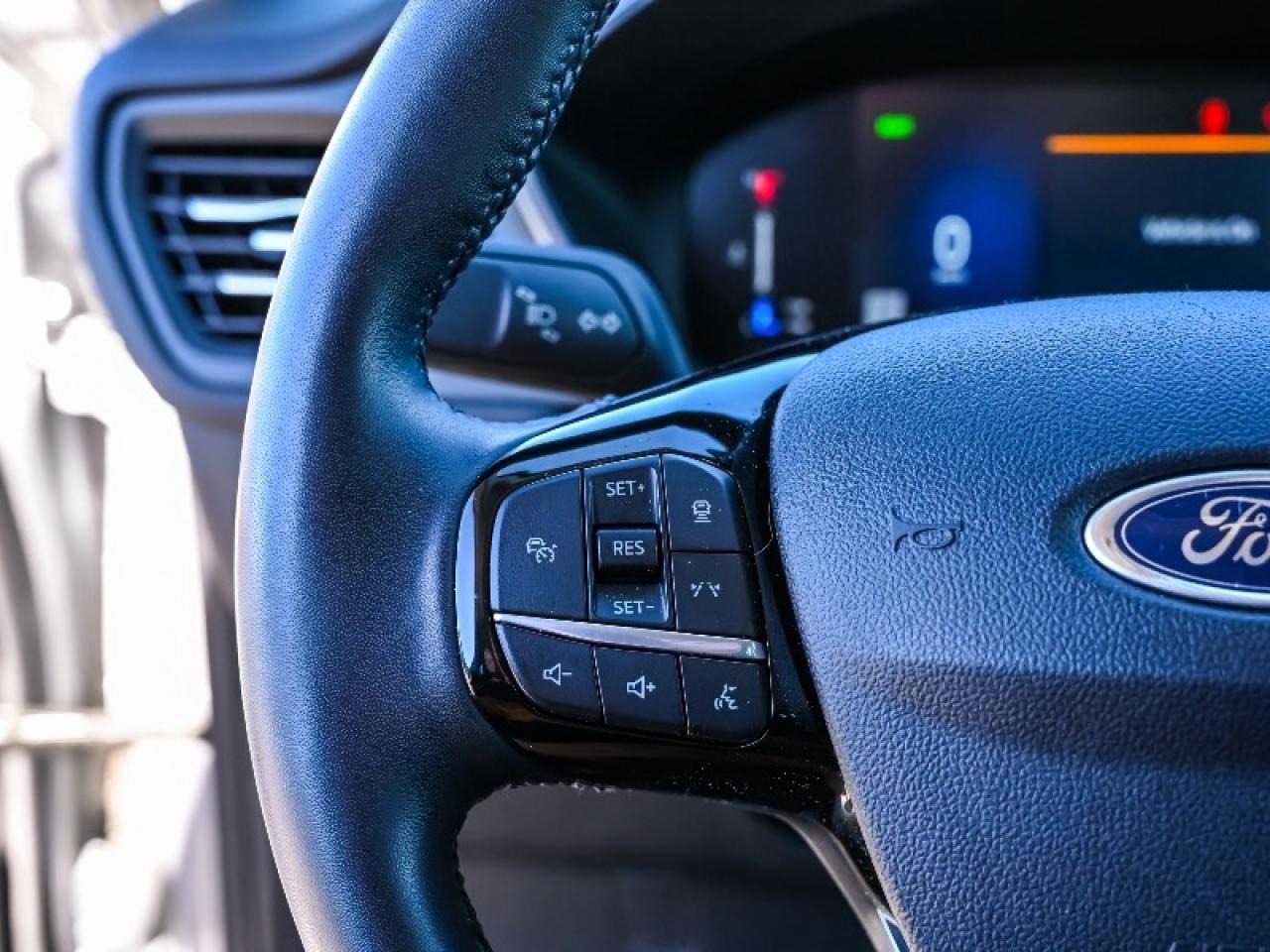 2024 Ford Escape PHEV Photo