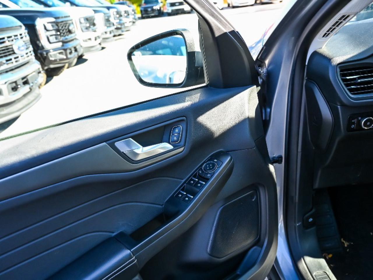 2024 Ford Escape PHEV Photo