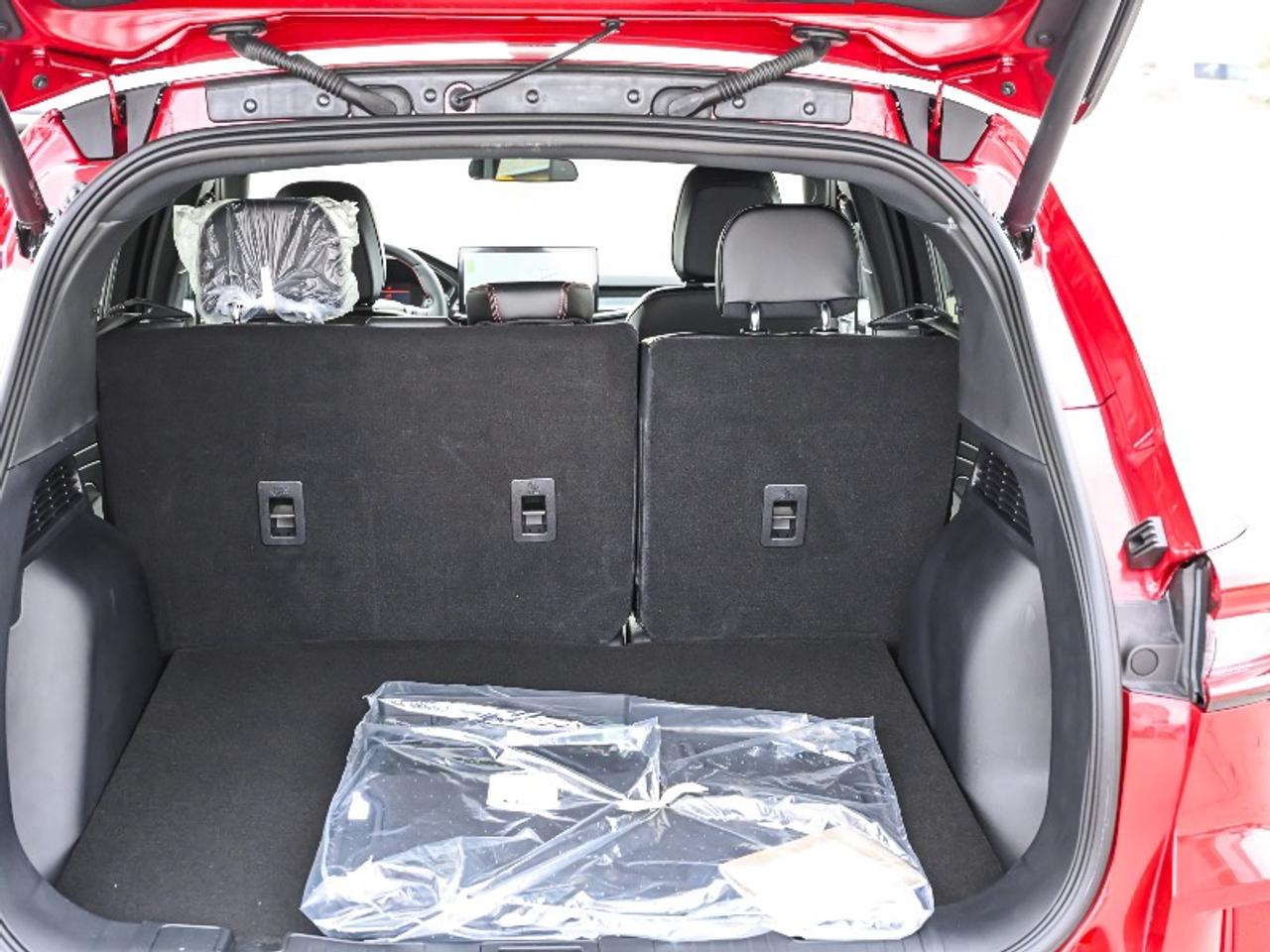 2026 Ford Escape ST-Line Photo