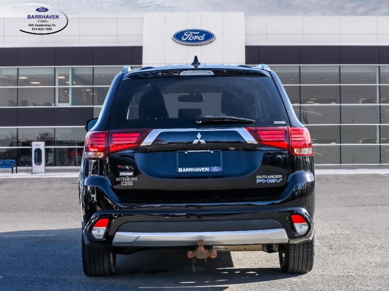 2018 Mitsubishi Outlander Phev GT Photo4