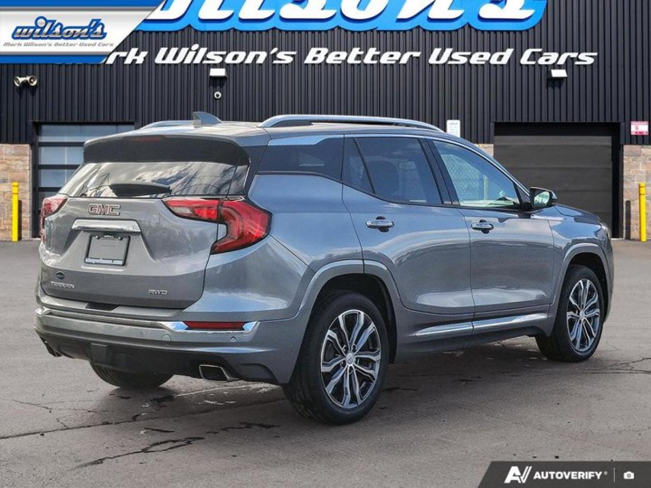 2019 GMC Terrain Denali AWD | Leather | Heated Seats | CarPlay + Android | Rear Camera | Power Seat | and More ! Photo