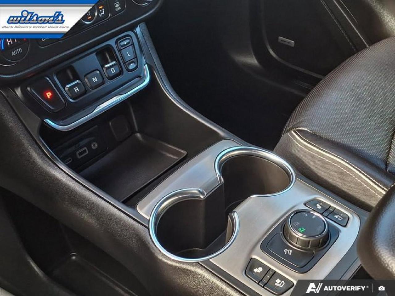 2019 GMC Terrain Denali AWD | Leather | Heated Seats | CarPlay + Android | Rear Camera | Power Seat | and More ! Photo