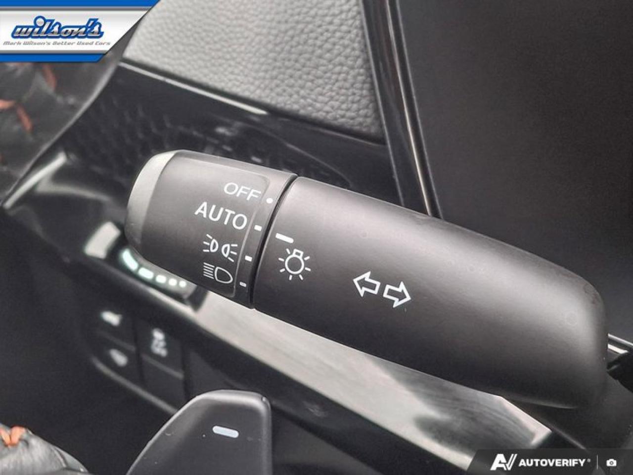 2023 Honda CR-V Hybrid Touring Hybrid | Leather | Sunroof | Bose Audio | CarPlay | Wireless Charger | Power Liftgate & More Photo