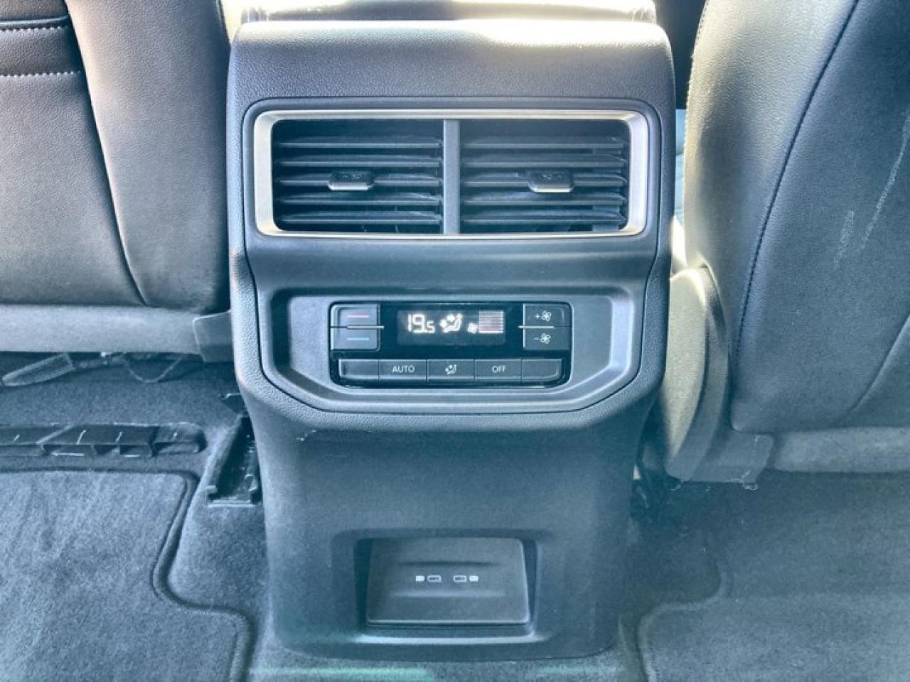 2024 Volkswagen Atlas Comfortline 4MOTION Photo