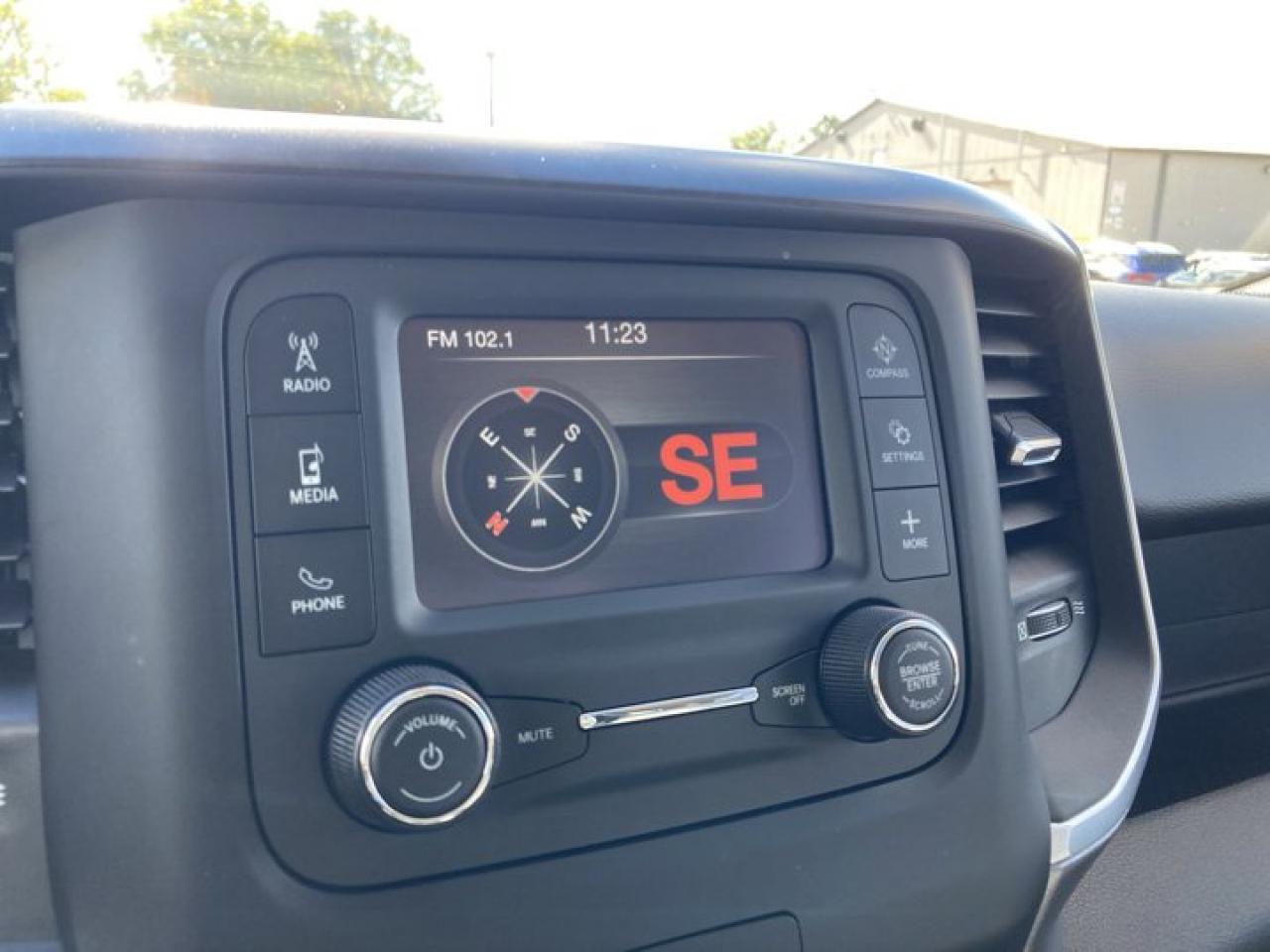 2019 RAM 1500 BIG HORN 4X4 Photo