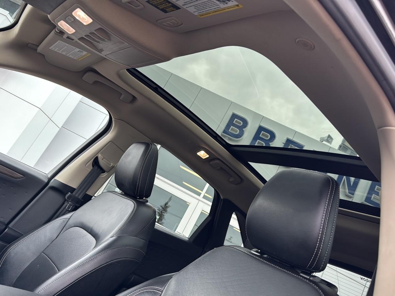 2020 Ford Escape Titanium Photo