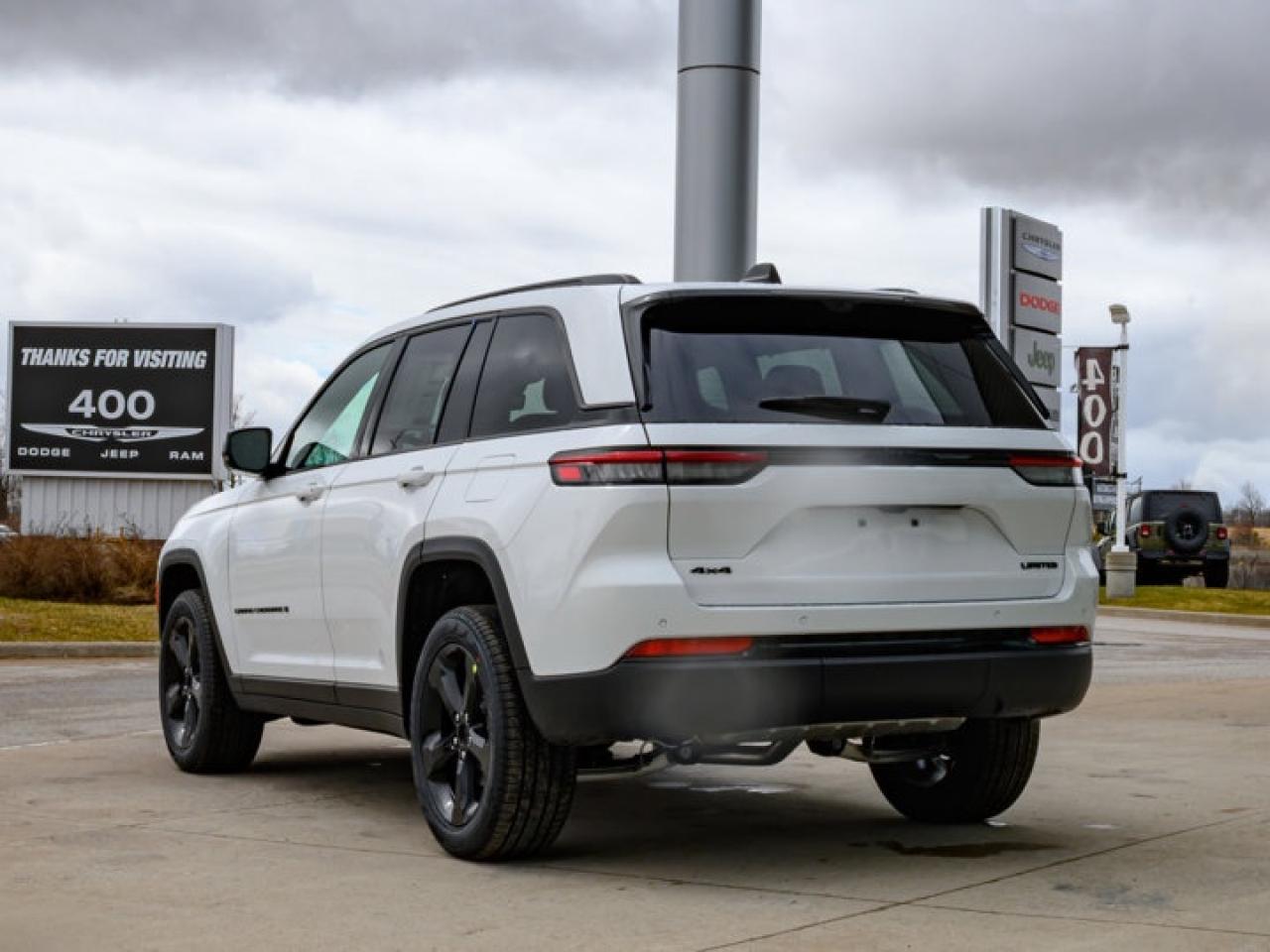 2025 Jeep Grand Cherokee Limited Photo4