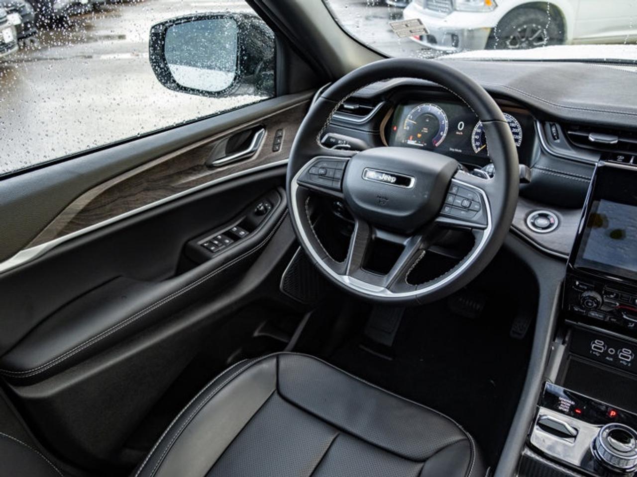 2025 Jeep Grand Cherokee Limited Photo