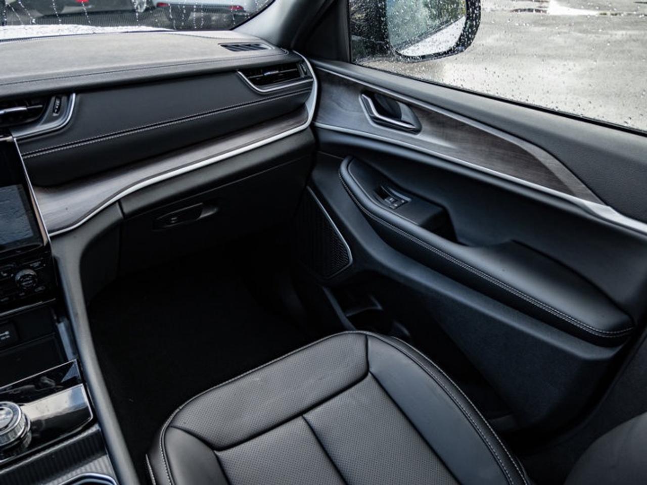 2025 Jeep Grand Cherokee Limited Photo