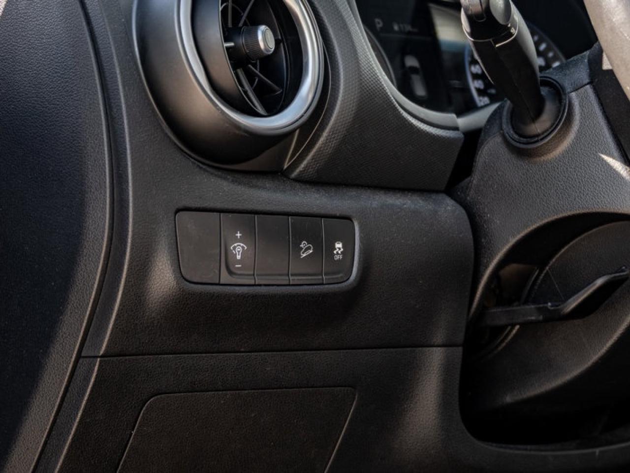 2023 Hyundai KONA Preferred Photo