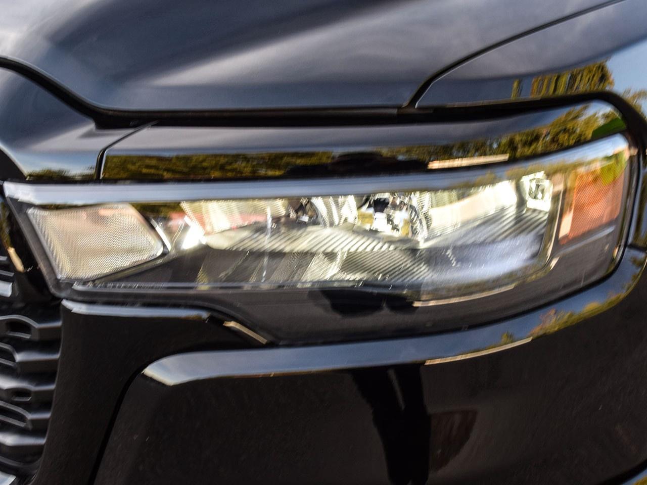 2026 RAM 1500 SPORT 4X4 CREW CAB 5'7" BOX Photo