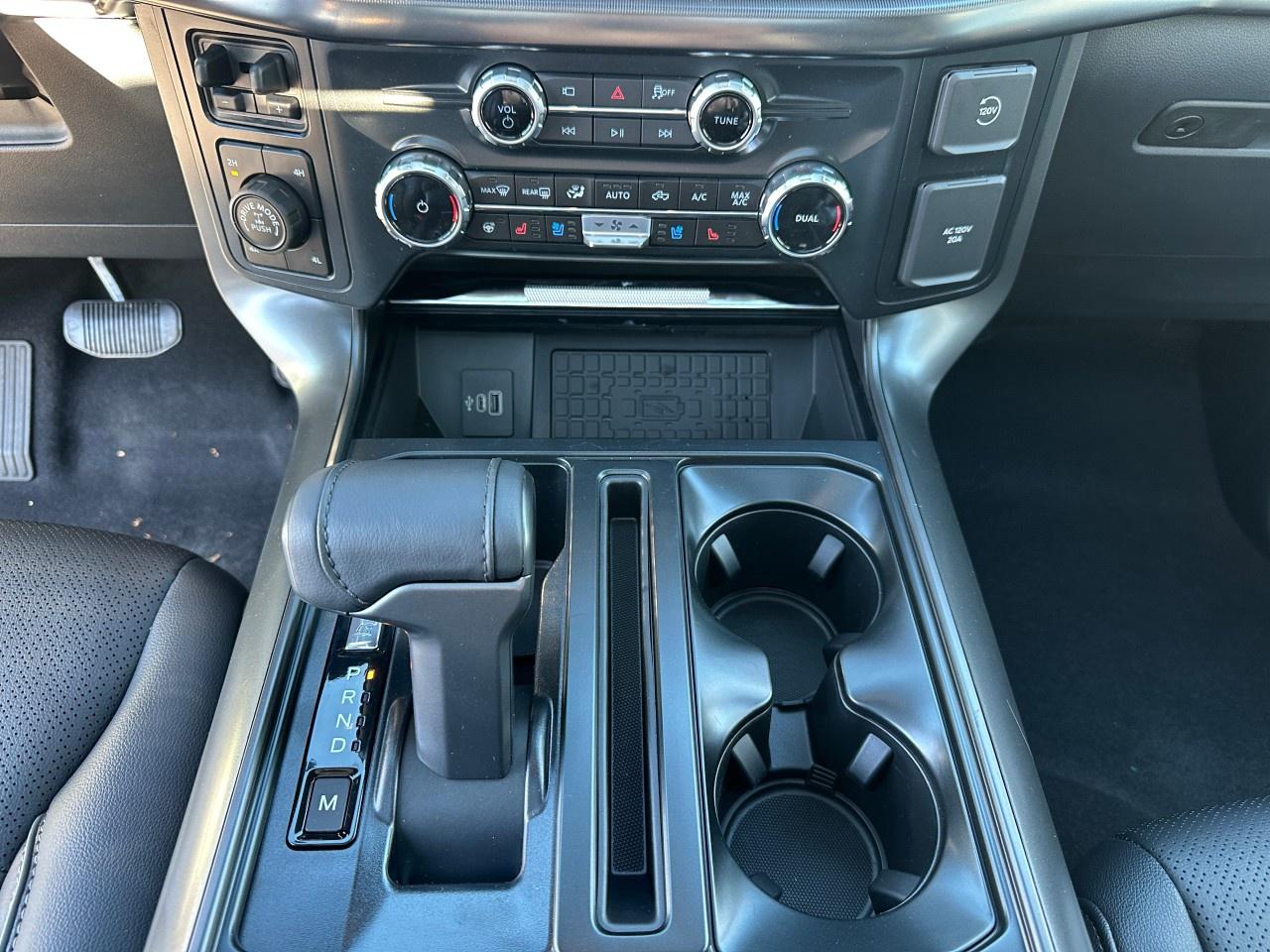 2025 Ford F-150 Lariat 4WD SuperCrew 5.5' Box Photo