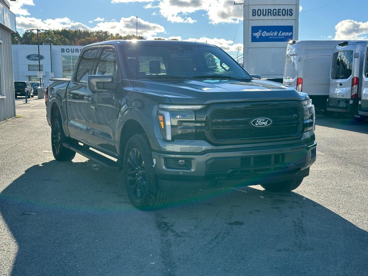 2025 Ford F-150 Lariat 4WD SuperCrew 5.5' Box Photo3