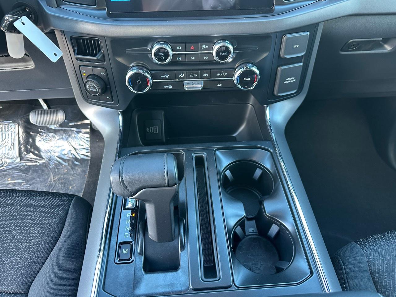 2025 Ford F-150 XLT 4WD SuperCrew 5.5' Box Photo