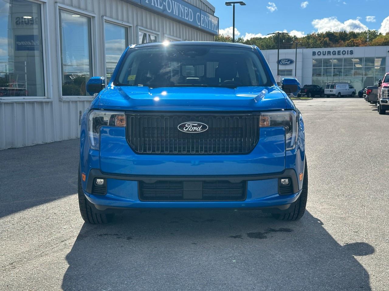 2025 Ford Maverick Lobo High AWD SuperCrew Photo2