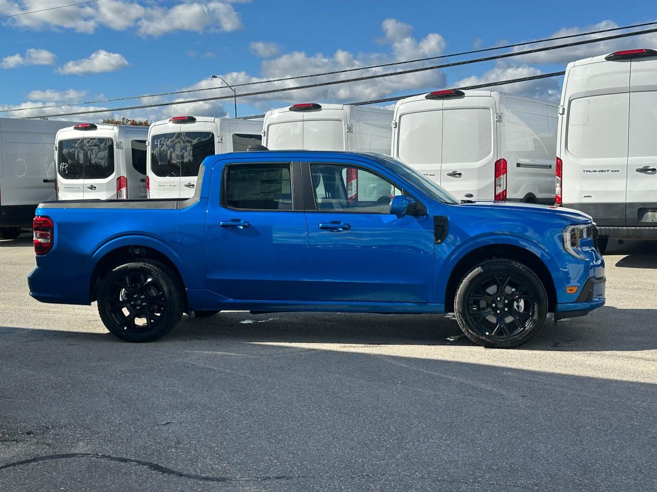 2025 Ford Maverick Lobo High AWD SuperCrew Photo4