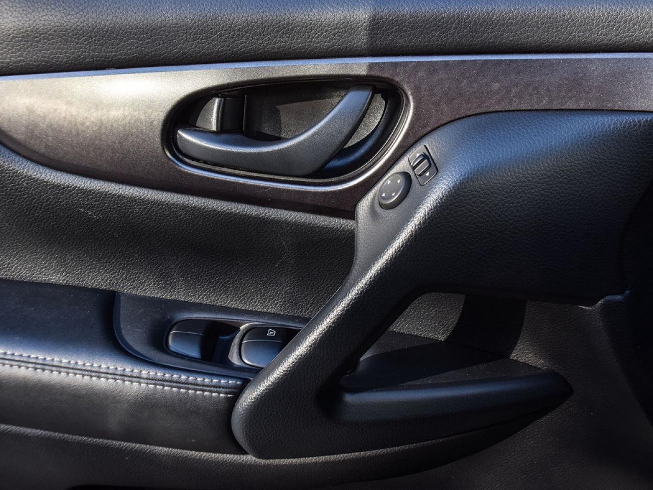 2023 Nissan Qashqai |S|HSEAT||AWD|APPLECARPLAY|2.0LITER|AWD|CVT|RCAM| Photo