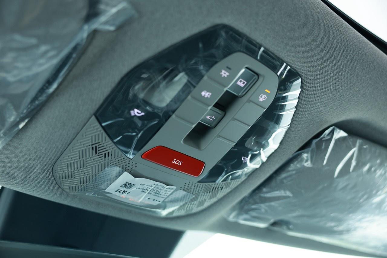 2026 Kia EV9 Land w/Premium Package AWD Photo