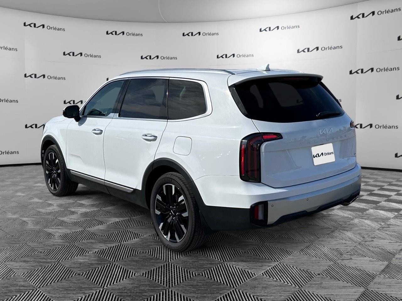 2024 Kia Telluride SX Limited AWD w/Black Interior Photo