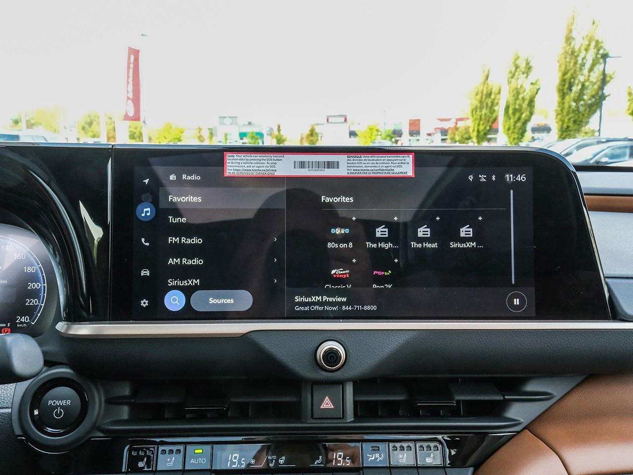 2025 Toyota Crown Signia Limited Photo