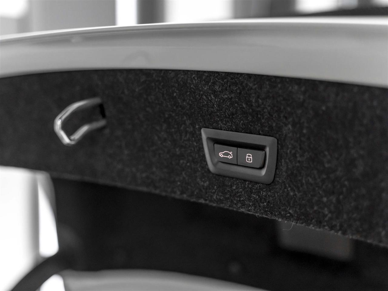 2025 BMW M3 Competition M xDrive|M CARBON ROOF|CARBON SPOILER Photo