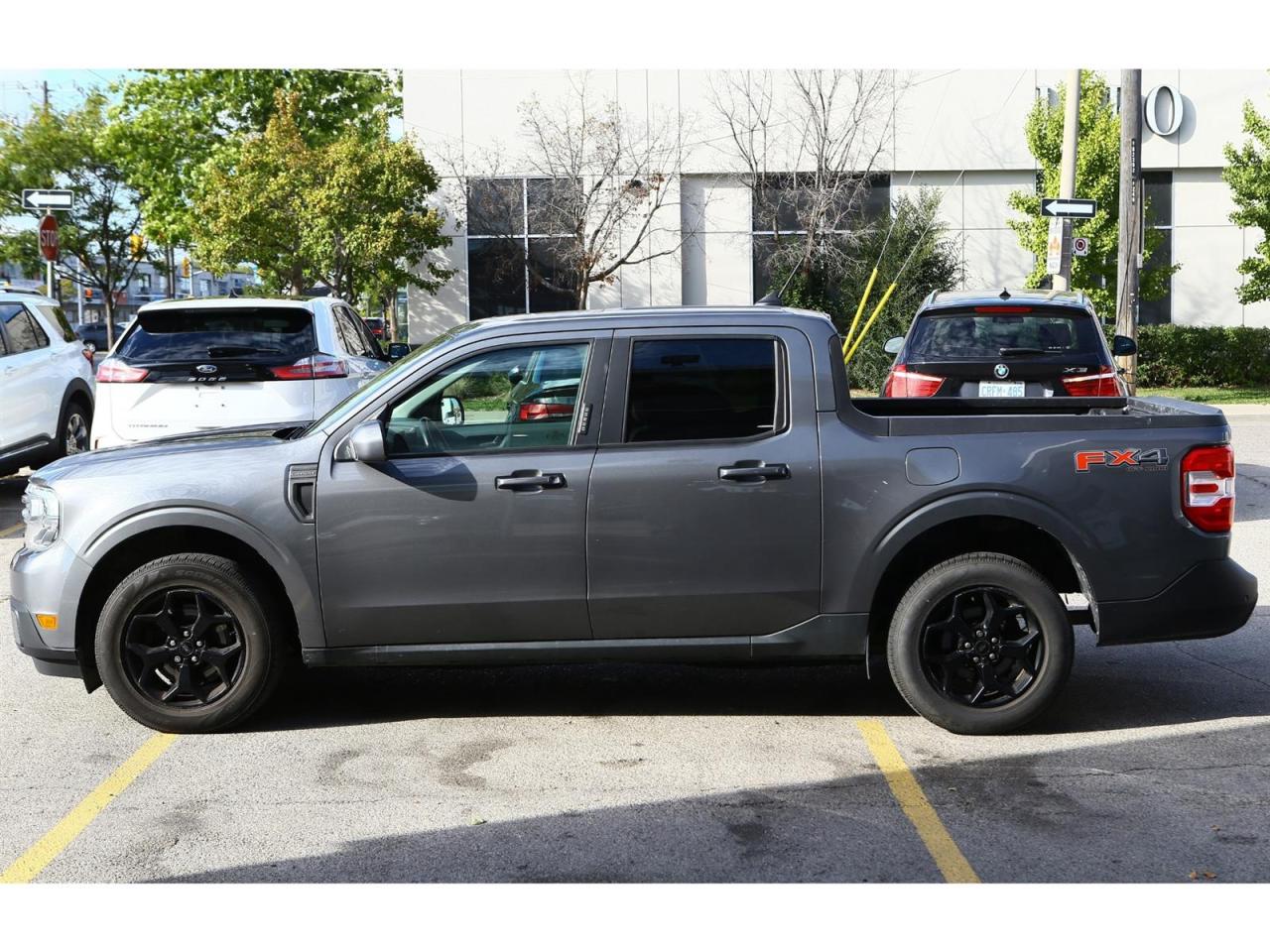 2022 Ford Maverick Lariat AWD | FX4 | Power Moon Roof | Lariat Luxury Pkg Photo3