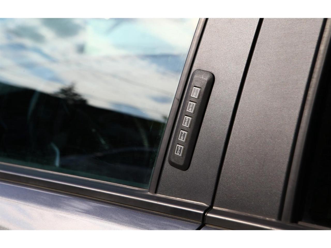 2022 Ford Maverick Lariat AWD | FX4 | Power Moon Roof | Lariat Luxury Pkg Photo