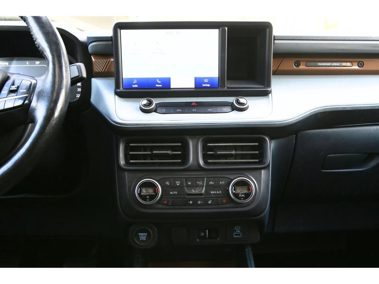 2022 Ford Maverick Lariat AWD | FX4 | Power Moon Roof | Lariat Luxury Pkg Photo