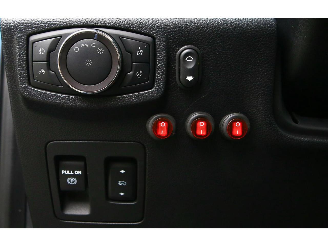 2019 Ford F-150 ROUSH Edition | Lariat Series | SuperCrew 5.5-ft. Bed | 4WD | 5.0 Coyote Engine Photo