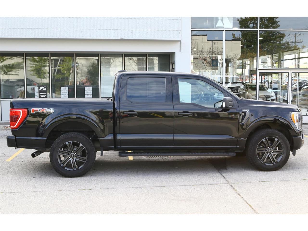 2022 Ford F-150 XLT SuperCrew 6.5-ft. 4WD Photo