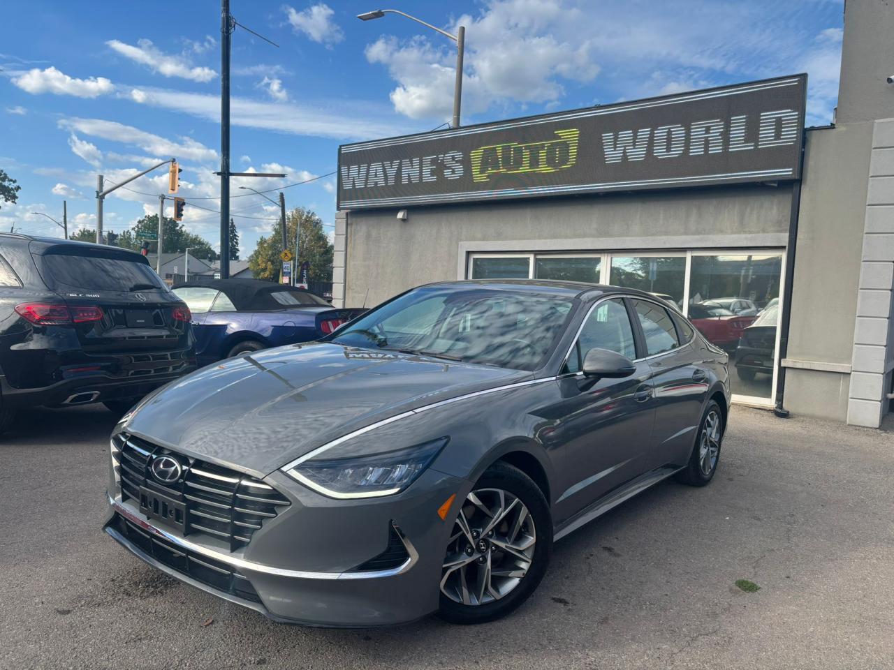 Used 2022 Hyundai Sonata SE for sale in Hamilton, ON