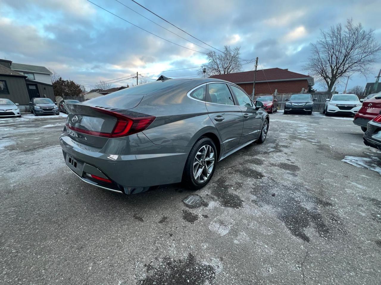 2022 Hyundai Sonata PREFERRED Photo