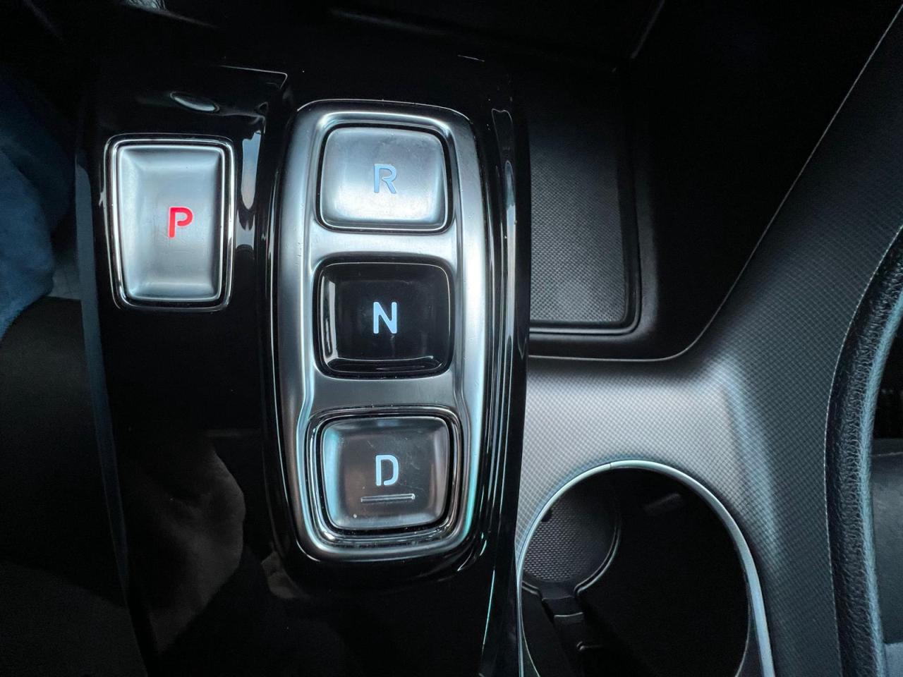 2022 Hyundai Sonata PREFERRED Photo