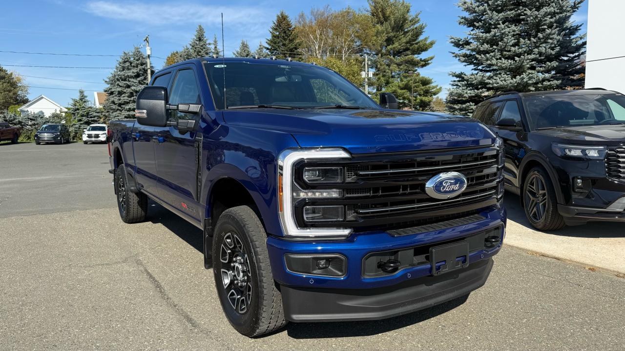 2026 Ford SUPERDUTY F-250® Platinum® Photo5