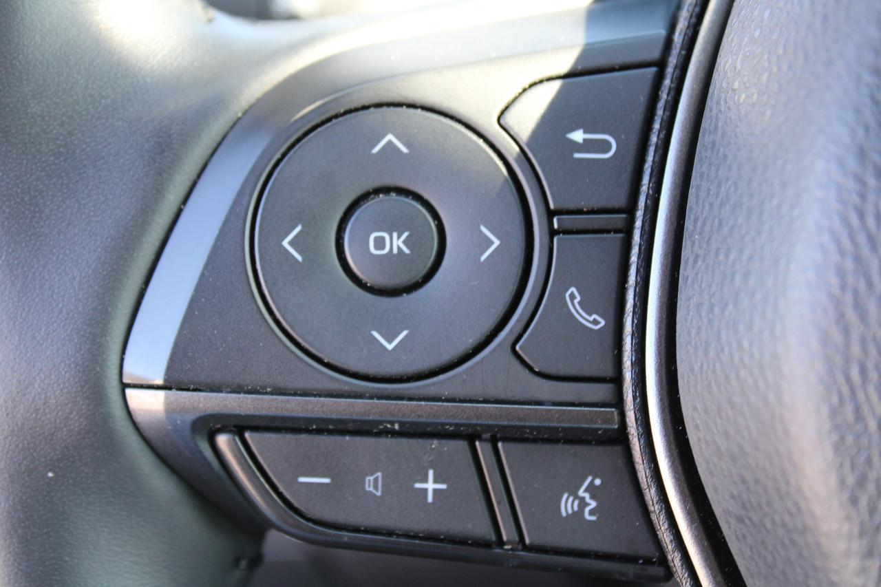 2024 Toyota Camry SE Auto - Photo #8