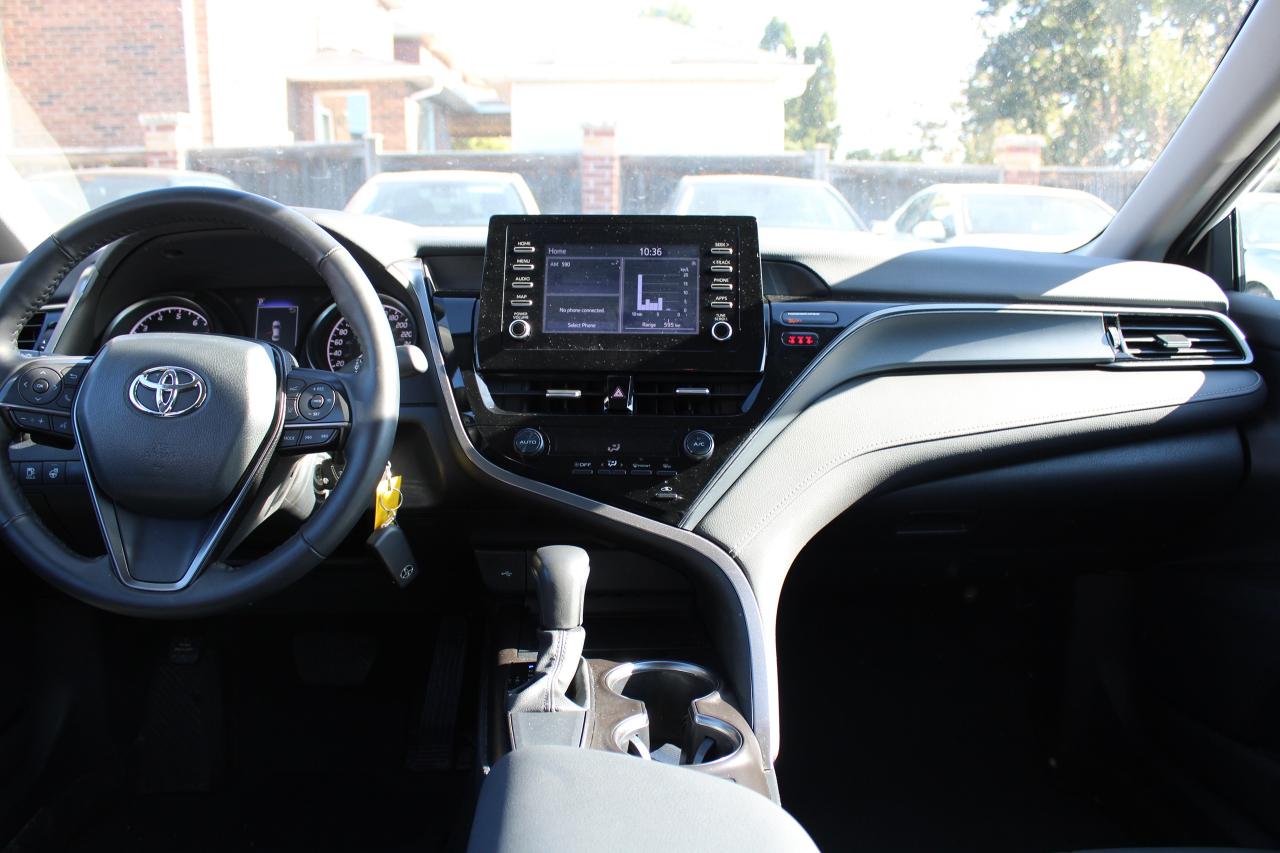 2024 Toyota Camry SE Auto - Photo #13
