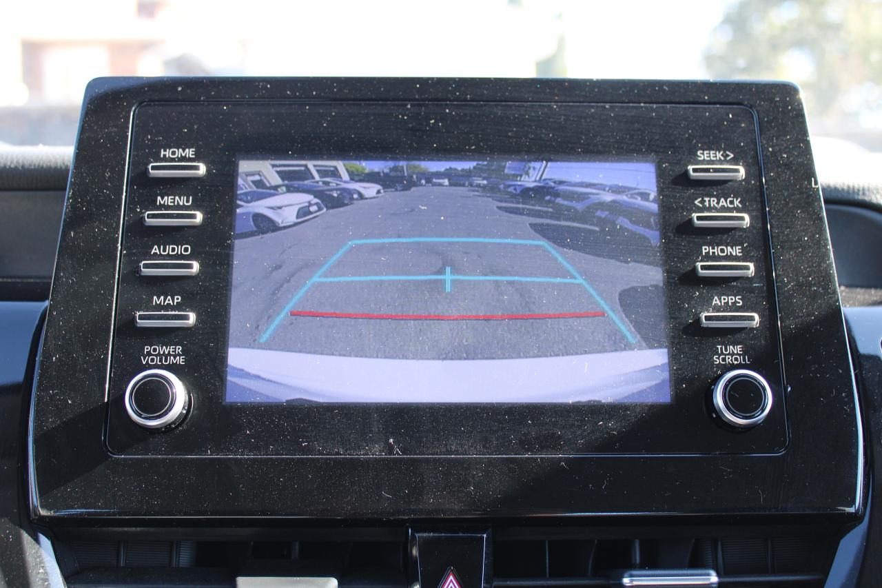 2024 Toyota Camry SE Auto - Photo #6