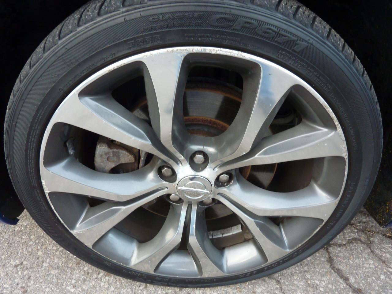 2015 Chrysler 200 C Photo