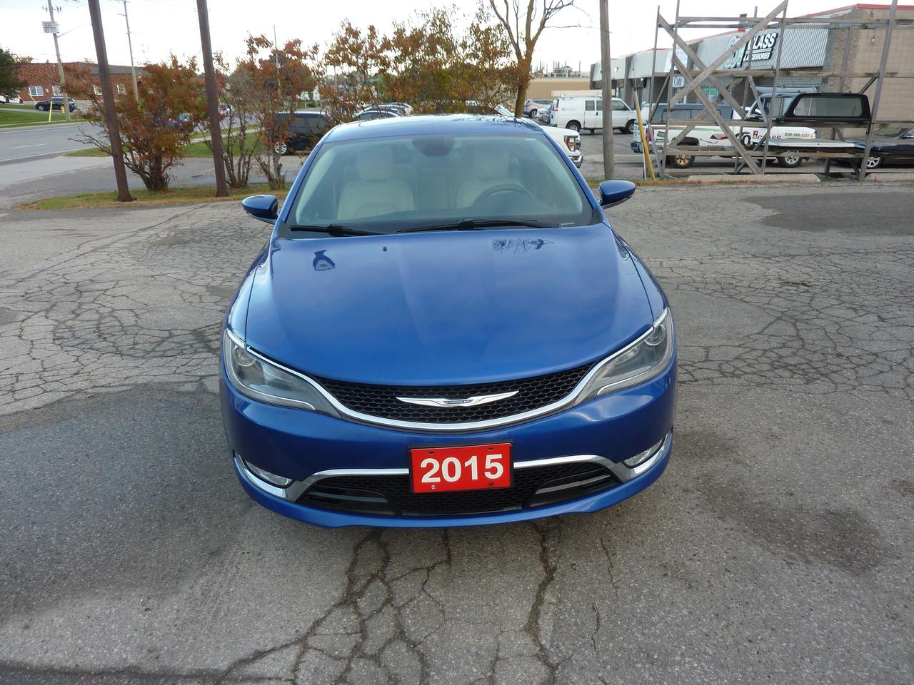2015 Chrysler 200 C Photo5