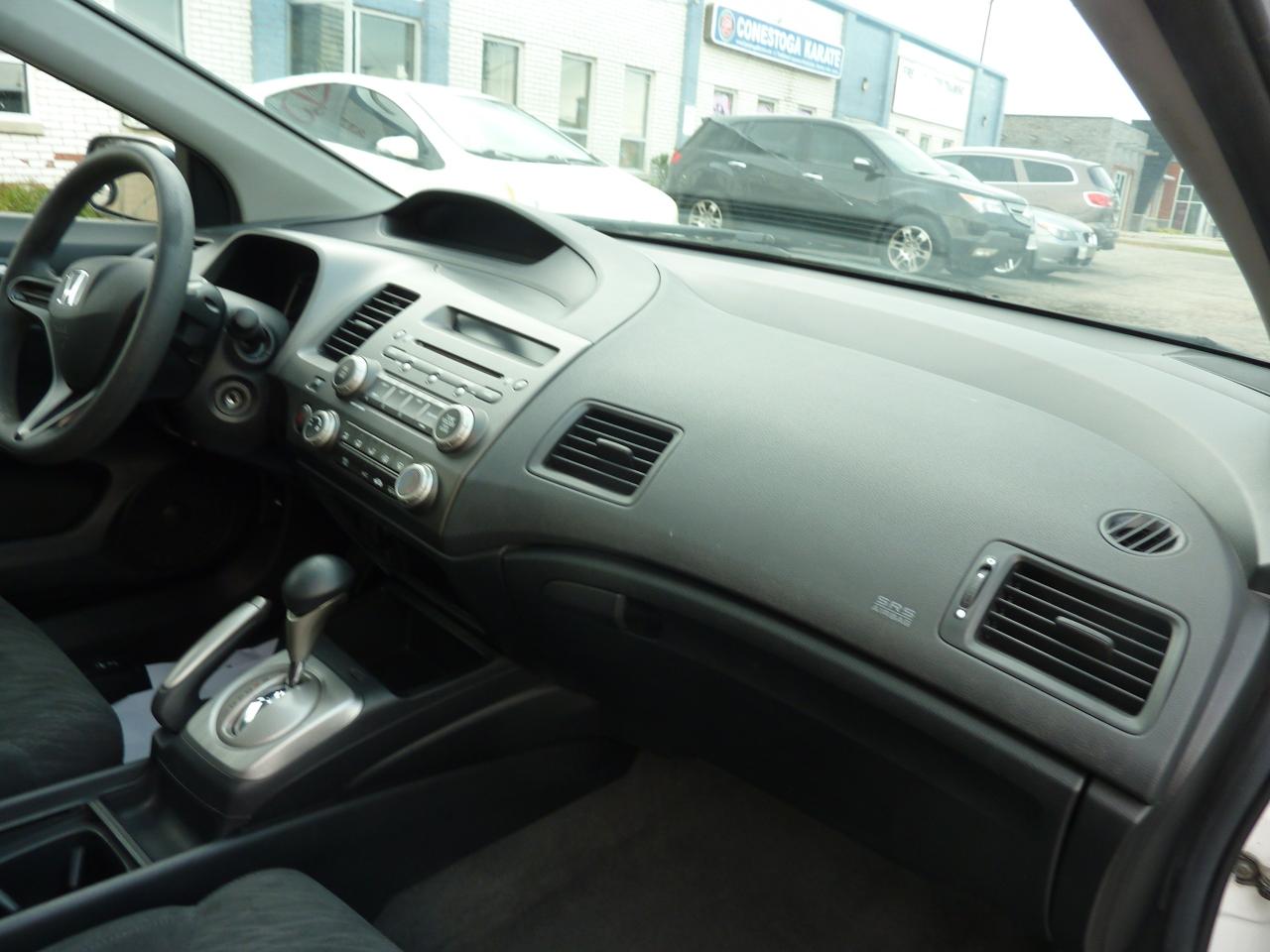 2007 Honda Civic LX - Photo #11