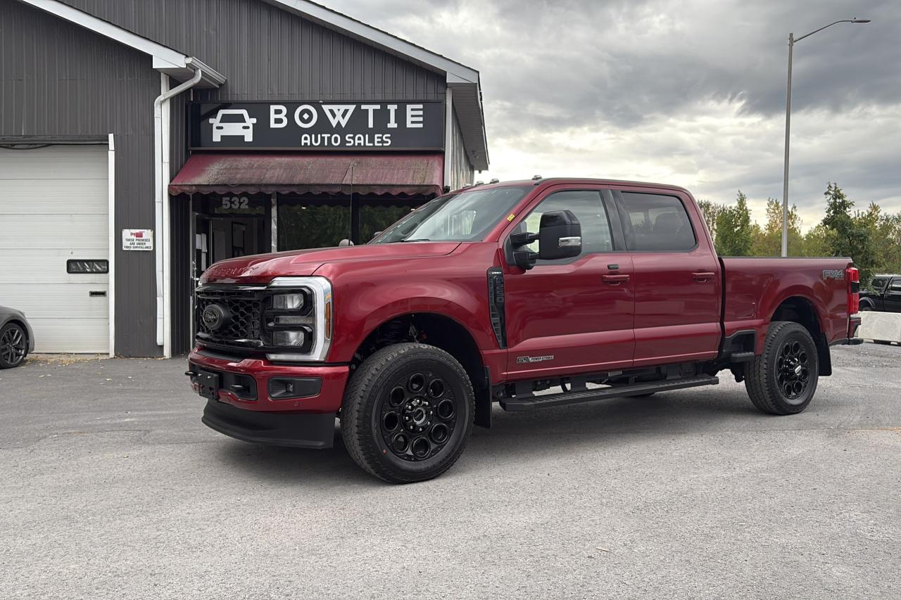 2025 Ford SUPER DUTY F-250 SRW LARIAT
