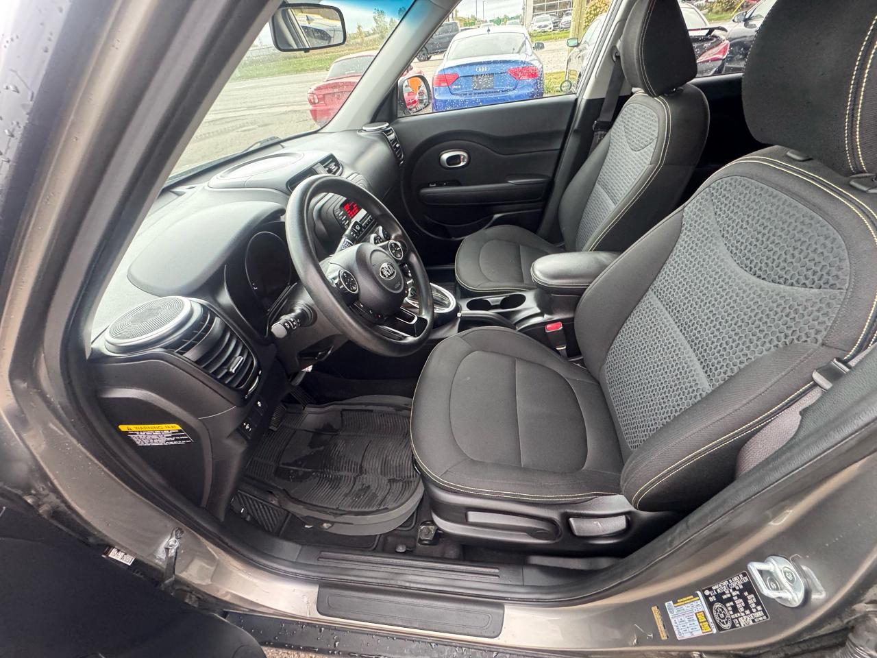 2014 Kia Soul EX, AUTO, ALLOYS, ONLY 54,000KMS, CERTIFIED - Photo #11