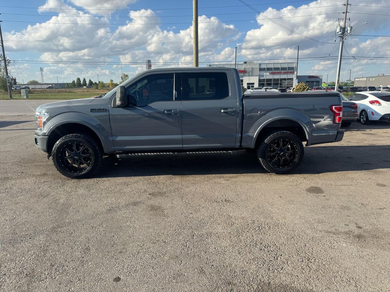 2020 Ford F-150 XLT, WHEELS, 4X4, 5L V8, NAVI, WARRANTY, CERTIFIED - Photo #2