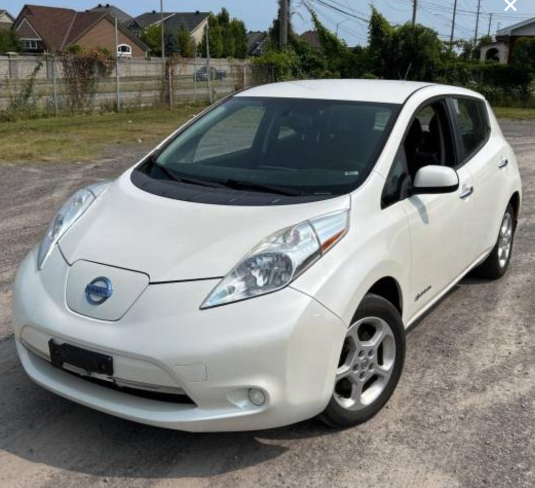Used 2015 Nissan Leaf EV, $6800 only with Safety for sale in Peterborough, ON