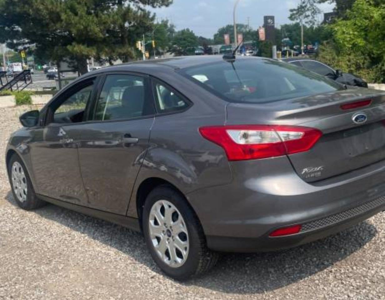 2013 Ford Focus SE - Photo #7