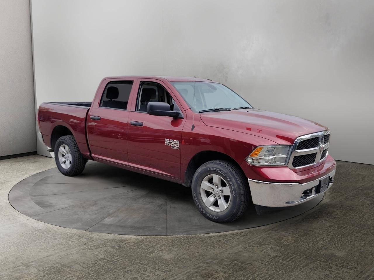 2023 RAM 1500 Classic SLT Photo2