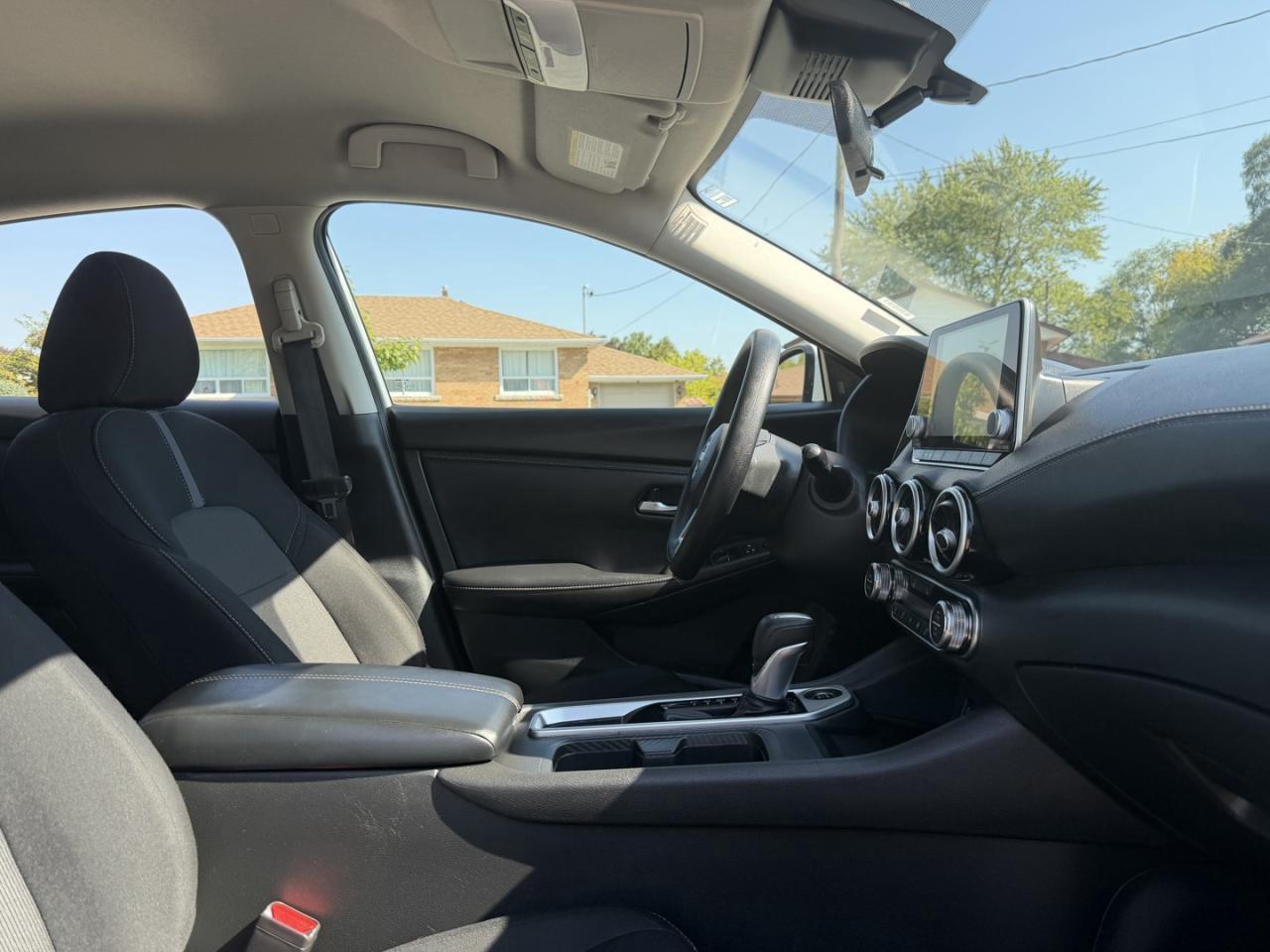 2024 Nissan Sentra SV CVT Photo